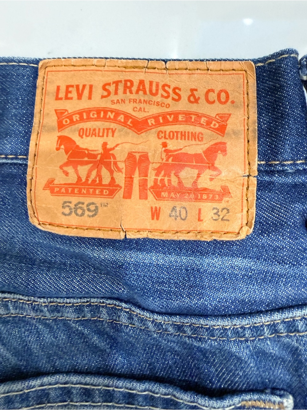 Levi's 569 Loose Straight Leg Jeans Medium Dark Wash 40x32
